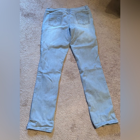 SO Size 15 Average Jeans - Picture 2 of 2